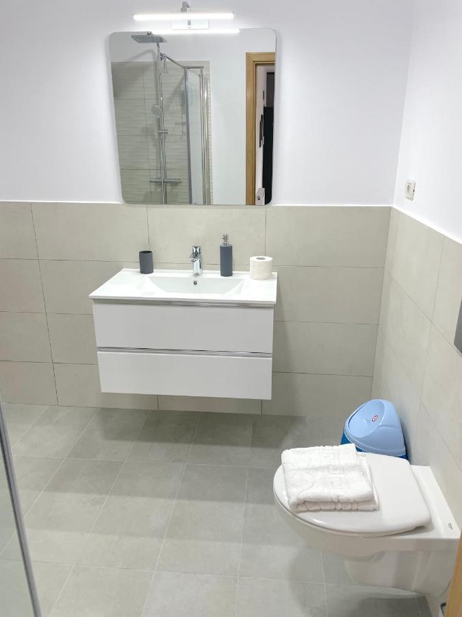 Cosy&Minimalistic Apartments - Haret Building Sinaia Eksteriør bilde