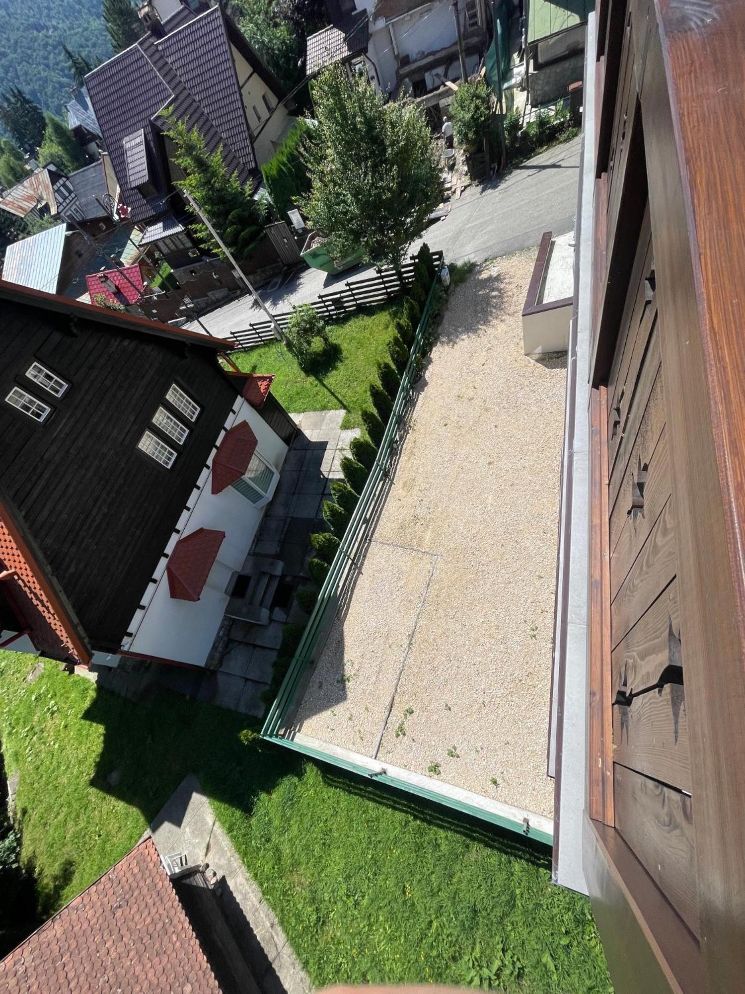 Cosy&Minimalistic Apartments - Haret Building Sinaia Eksteriør bilde